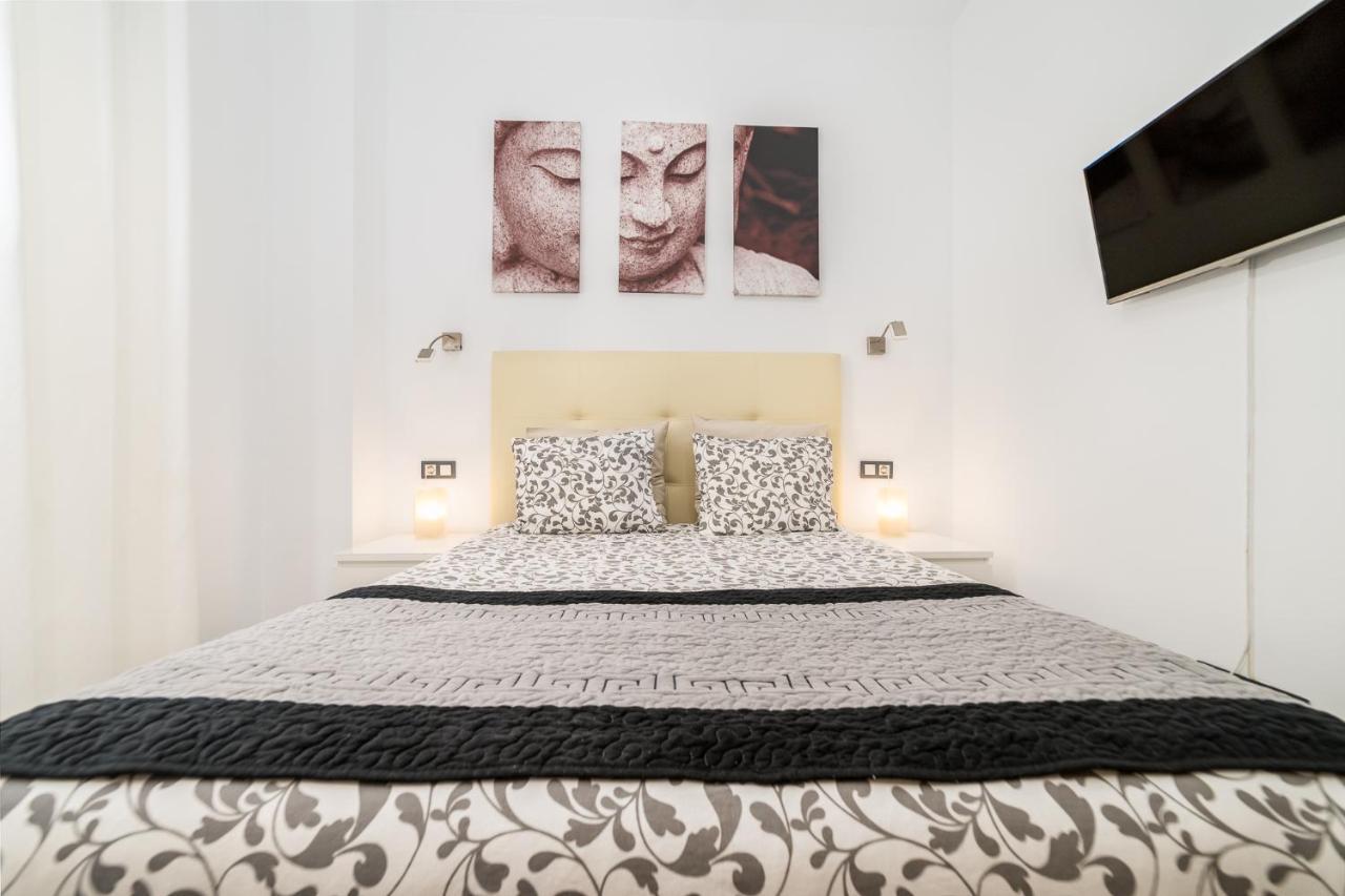 Malaga Suite Picasso With Swimming Pool And Parking In The Center! Экстерьер фото