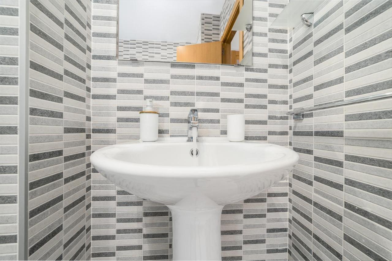 Malaga Suite Picasso With Swimming Pool And Parking In The Center! Экстерьер фото